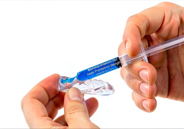 Teeth Remineralization Kit Primdent 4 Gel Syringes & 4 Custom Trays-1